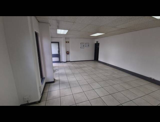 INDUSTRIAL PROPERTY TO RENT IN RANDJESPARK